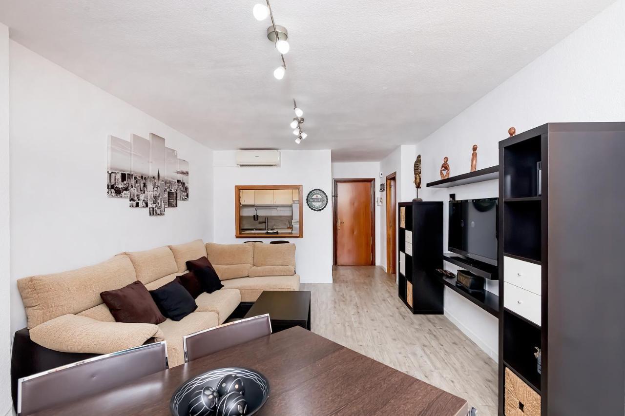 Bhost - Roca Castle Apartment Torremolinos Ngoại thất bức ảnh