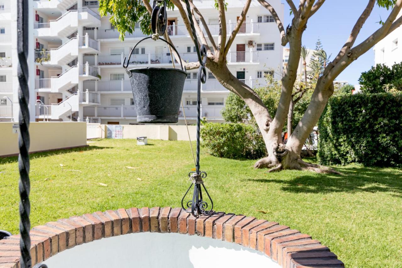 Bhost - Roca Castle Apartment Torremolinos Ngoại thất bức ảnh